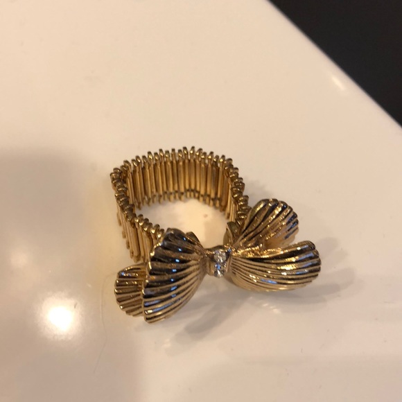 Lilly Pulitzer Gold Bow Ring - Picture 2 of 4